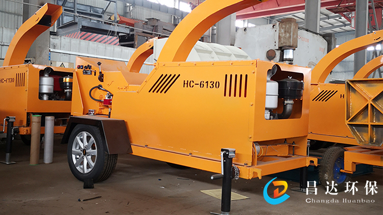 hc6130樹枝粉（fěn）碎機10.jpg
