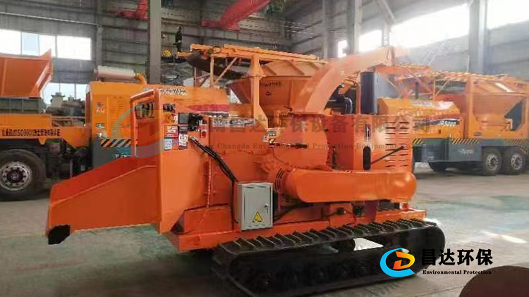 6145履（lǚ）帶樹枝粉（fěn）碎機1.jpg