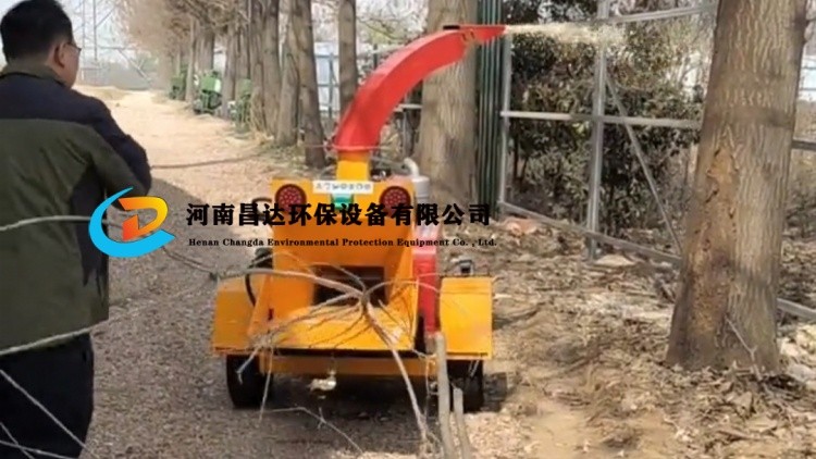 河南昌達HC-6130樹枝粉碎機河南許昌（chāng）客戶現象.jpg