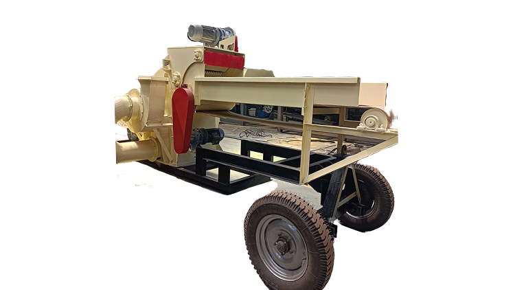 強製（zhì）進料木（mù）材粉碎機